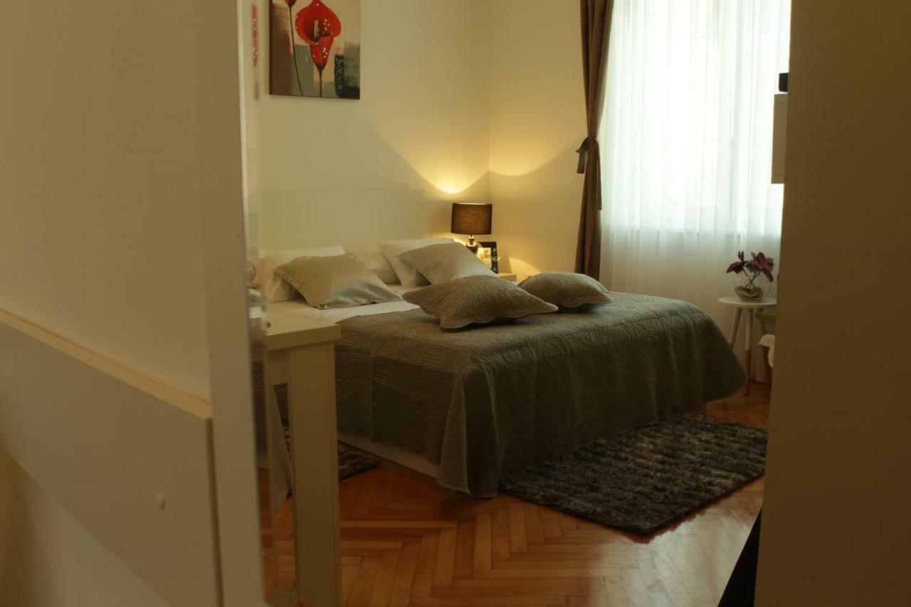 Downtown Main Street Apartment
